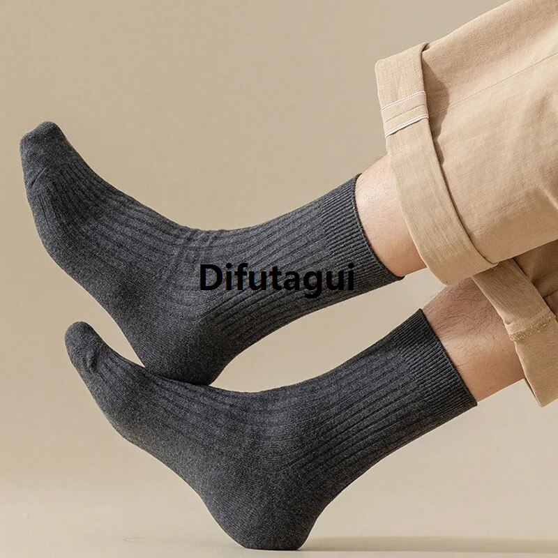 Difutagui Portable Mixed color double 5 men's business solid color medium Special tube socks, sweat-absorbing and deodorant stockings