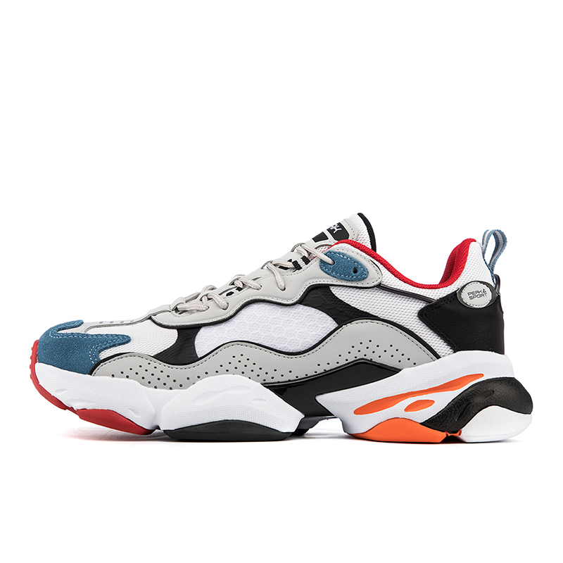 Peak Retro Casual shoes for women E01438E