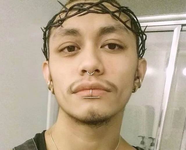 Faux Lip Ring / Fake Lip Ring, Lip Hoop, Lip Cuff, Clip on Lip Ring (Non Tarnish - Non Piercing) 1 Piece