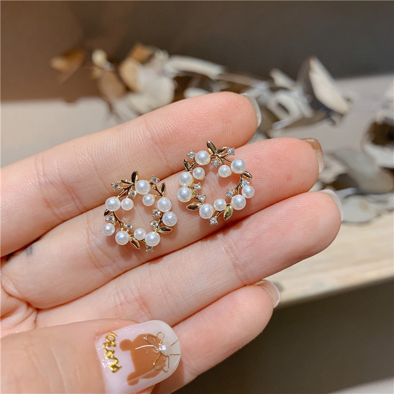 【Happy LifeStore】GJIQIAO New Elegant Hollow Pearl Flower Sweet Circle Earrings For Wo Cute Party Bijoux Brincos Gifts