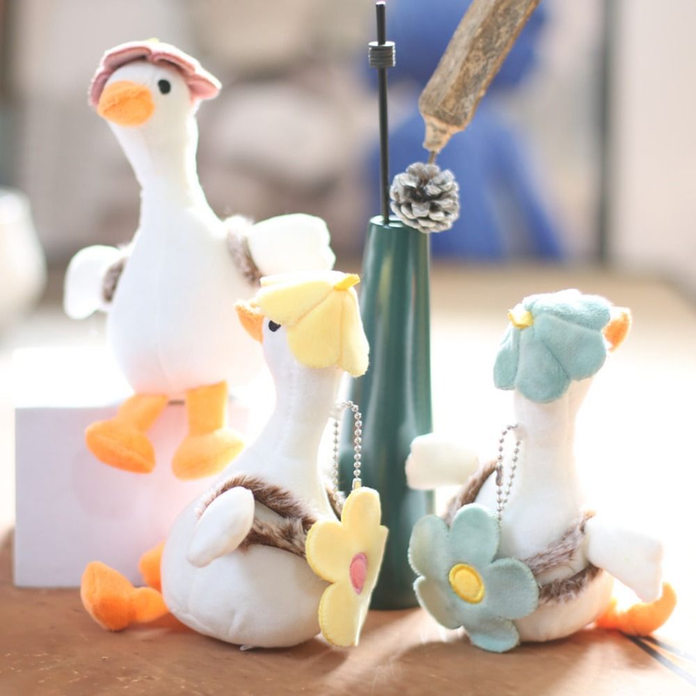 Cute Flower Big White Goose Key Chain Backpack Charms Plush Animal Pendant Plush Cartoon Cartoon Plush Doll Women