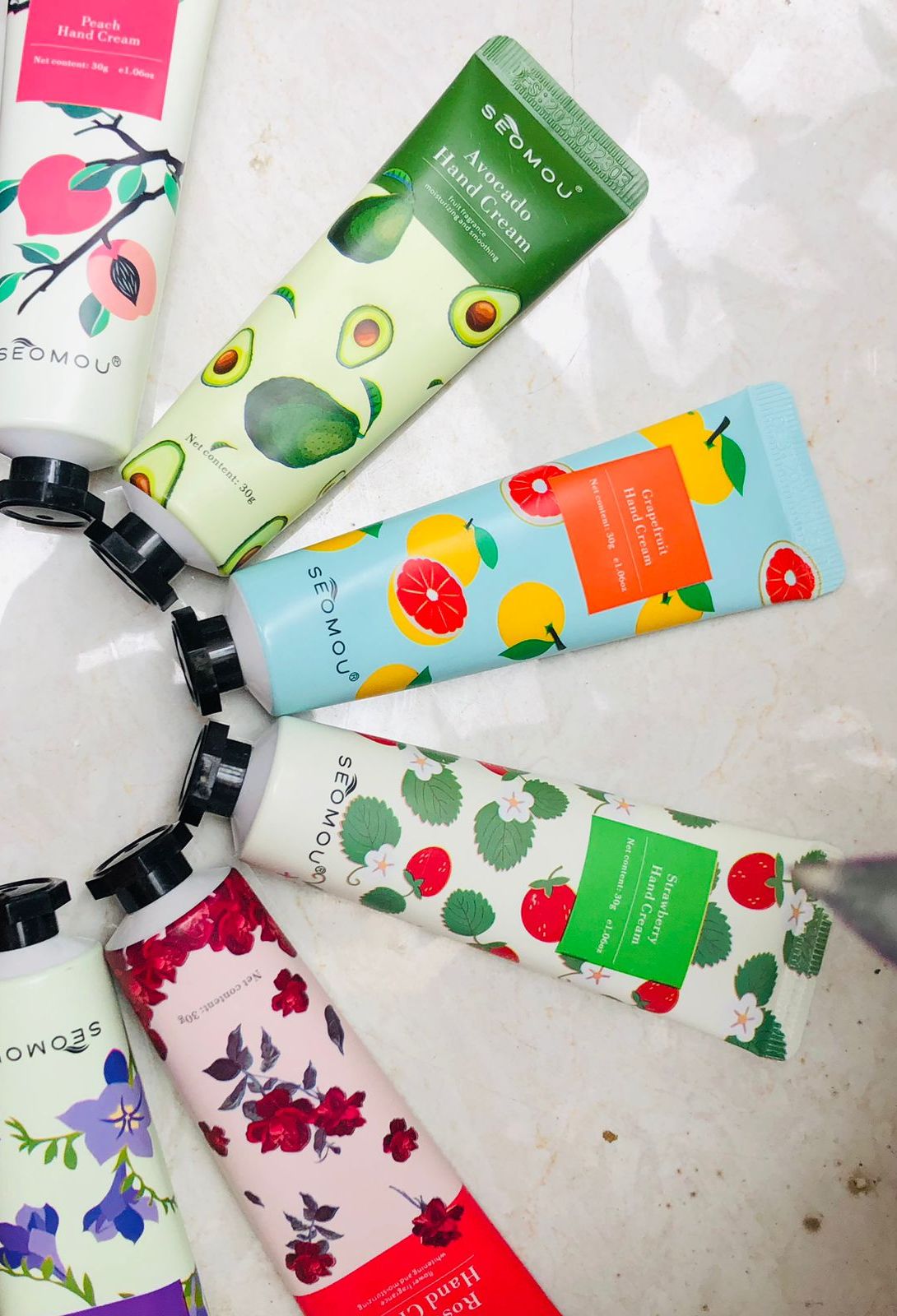 1 Piece MIni Different Floral And Fruity Natural Plant Cream Lotion Hand Moisturizing Cream