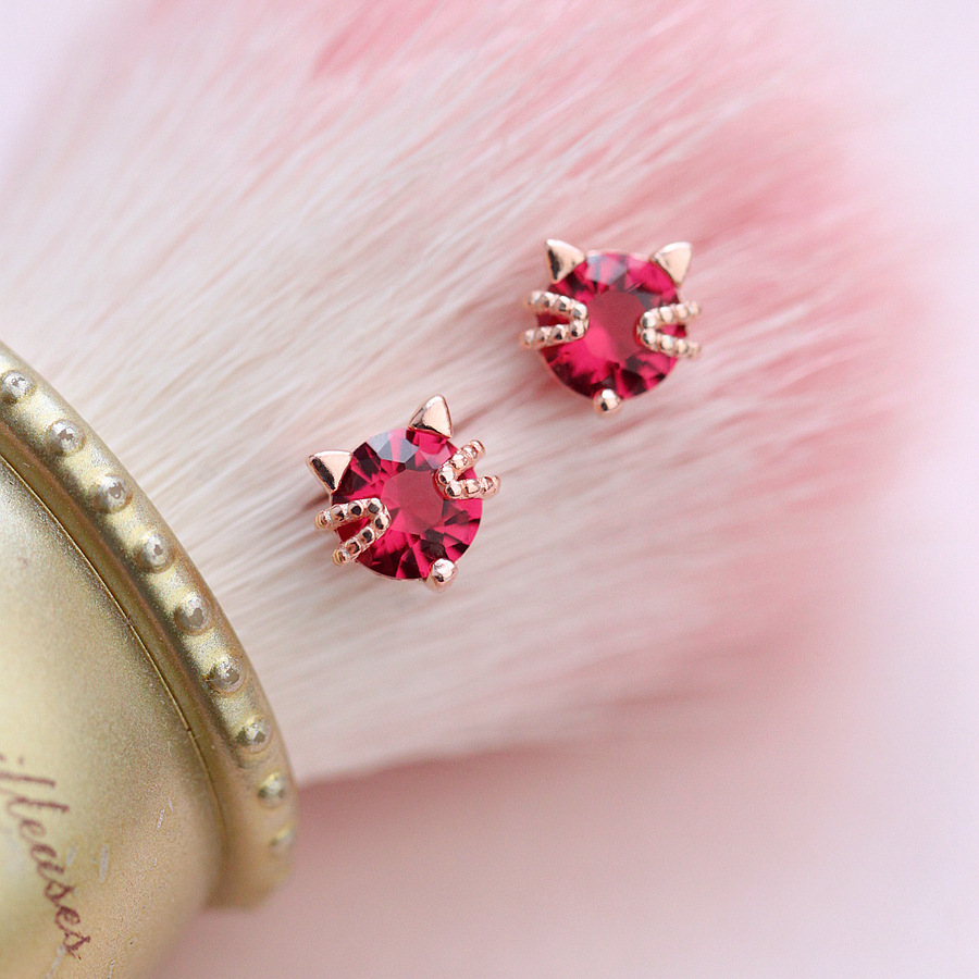 【New arrival】925 Cute Kitty Ear Stud Female Niche Design Ins Advanced Elegant Daily Simple Sweet Earrings