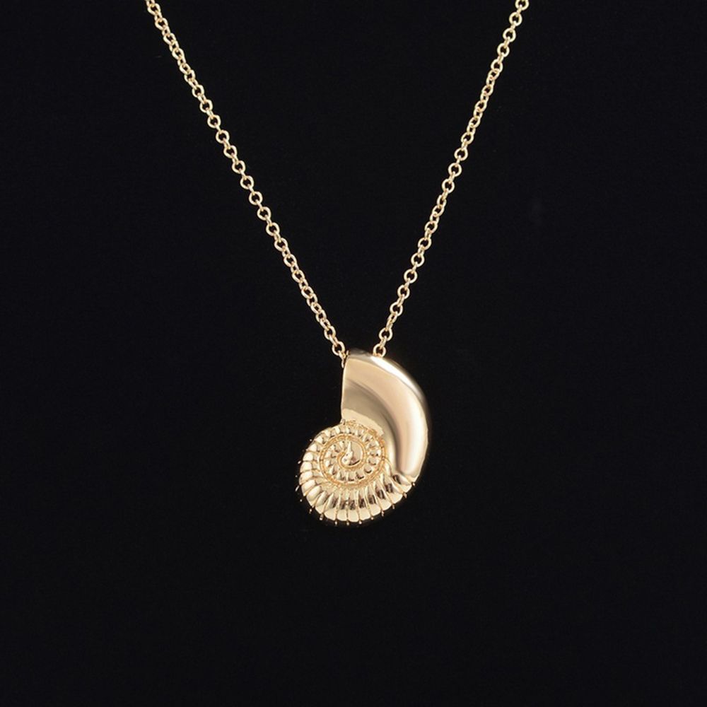 Design Charming New Chain Alloy Ocean Theme Gift Vintage Beach Style Necklace Round Conch Sea Snail Shell Pendant