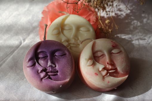 Moon Design Decorative scented Candle | Can Be Used As A Decorative Accent| 1 pc