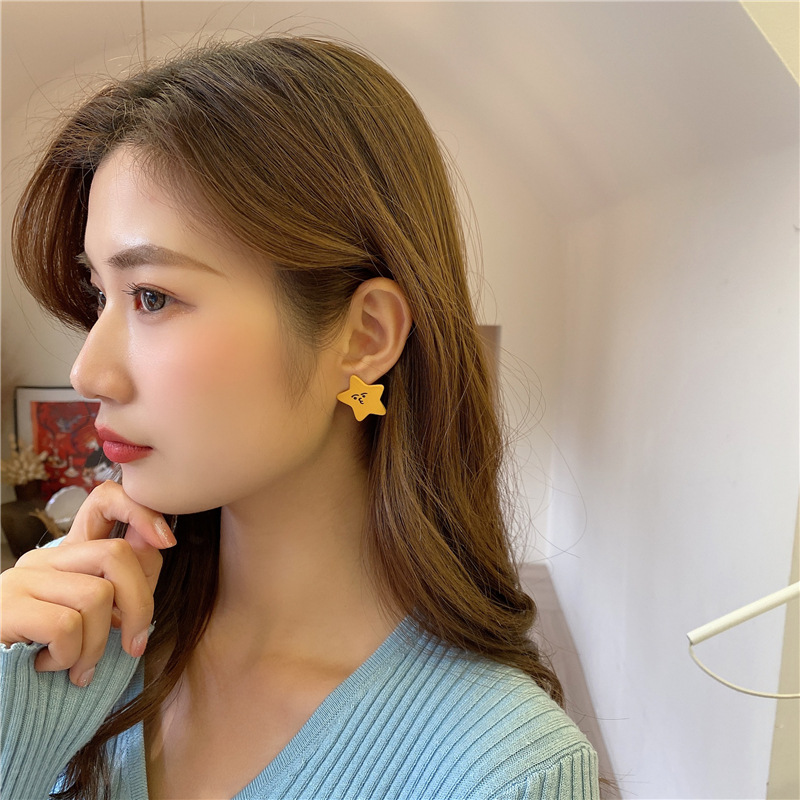 【Special offer】Japanese and Korean New Arrival Playful Asymmetric Earrings S925 Silver Needle Cute Star Moon Earrings Ear Jewelry Women