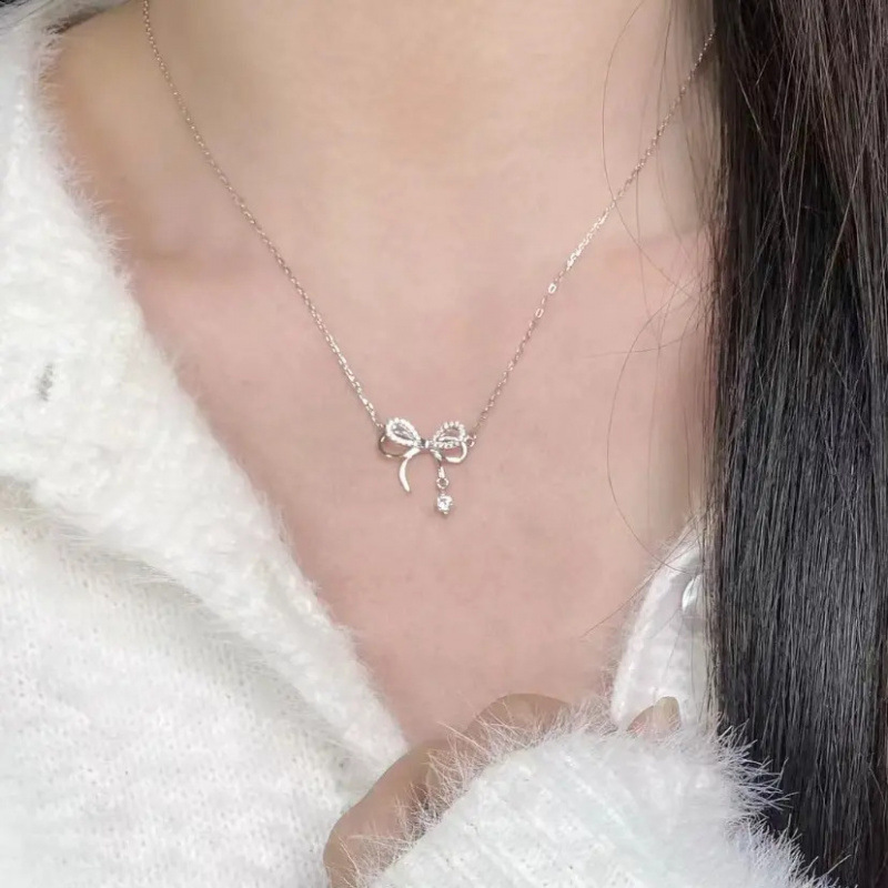 【New Arrivals】New Style Bow Necklace Women's Collarbone Chain Girly Elegant Light Luxury All-match Simple Adjustable