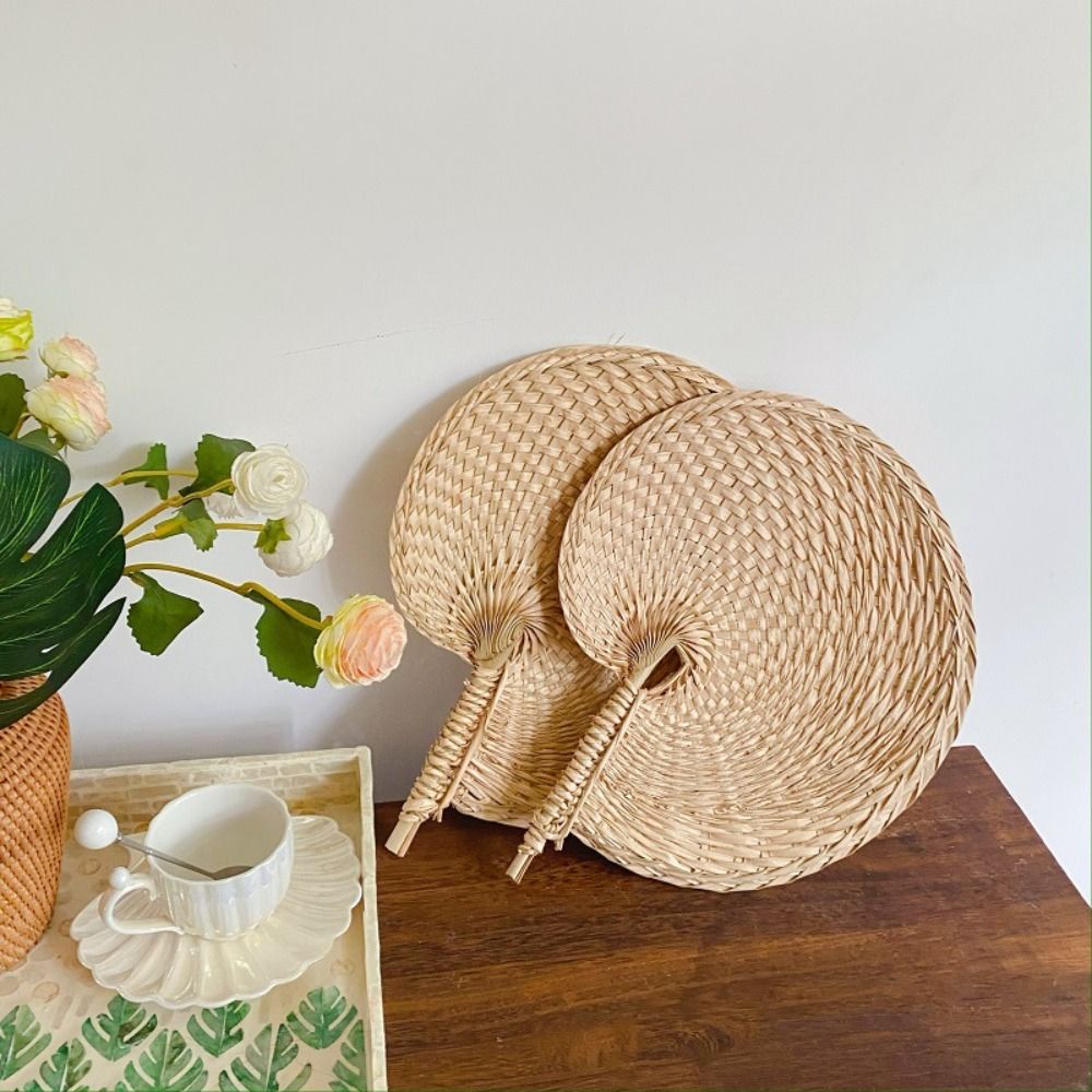 Vintage Handmade Palm-Leaf Woven Fan Natural Lightweight Fan Portable Colorful Straw Fan Summer