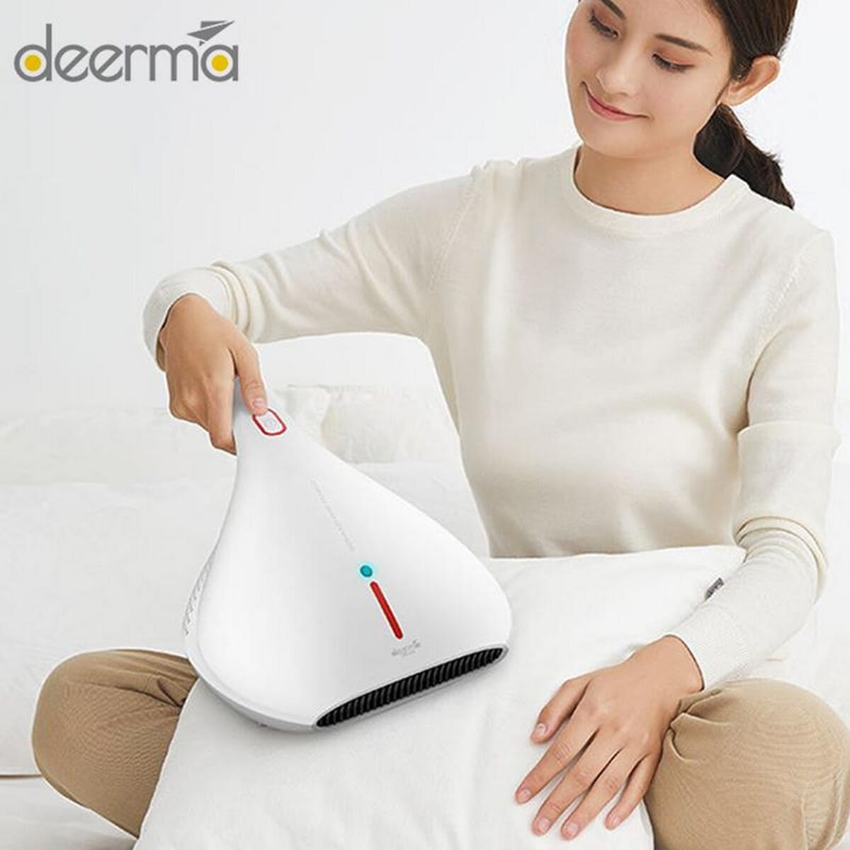 Deerma DM-CM800 Dust Mite Mini Corded Vacuum Cleaner for Home & Car with Dual Filtration System & Ergonomic Handle Suitable for All Indoor Cleaning (7000PA,450w)