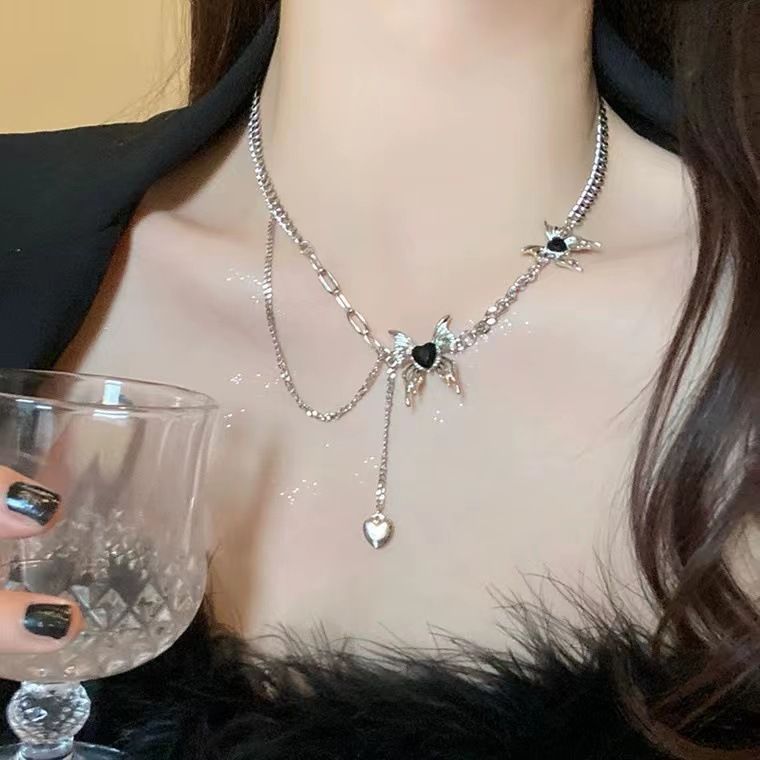 【New Arrivals】Sweet and Hot Style New Liquid Butterfly Tassel Necklace Women's Niche Design High-end Sweater Chain Spice Girls Clavicle Chain