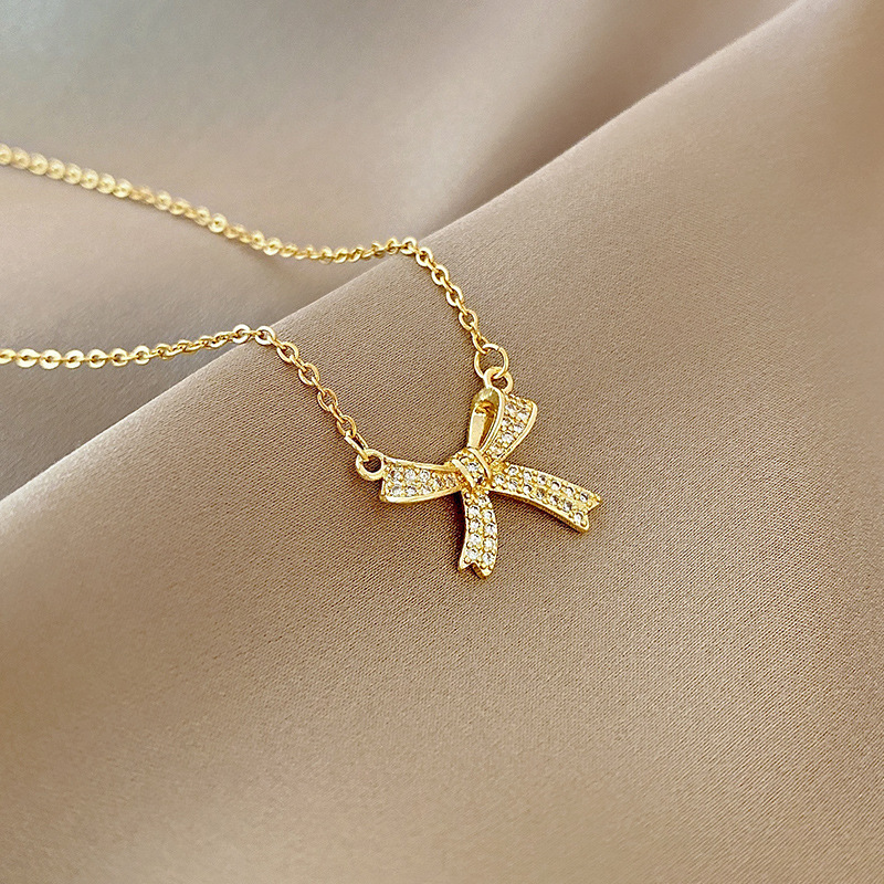 【New arrivals】High-end Retro Bow Zircon Titanium Necklace Personalized Niche Super Fairy Pendant Simple Light Luxury Clavicle for