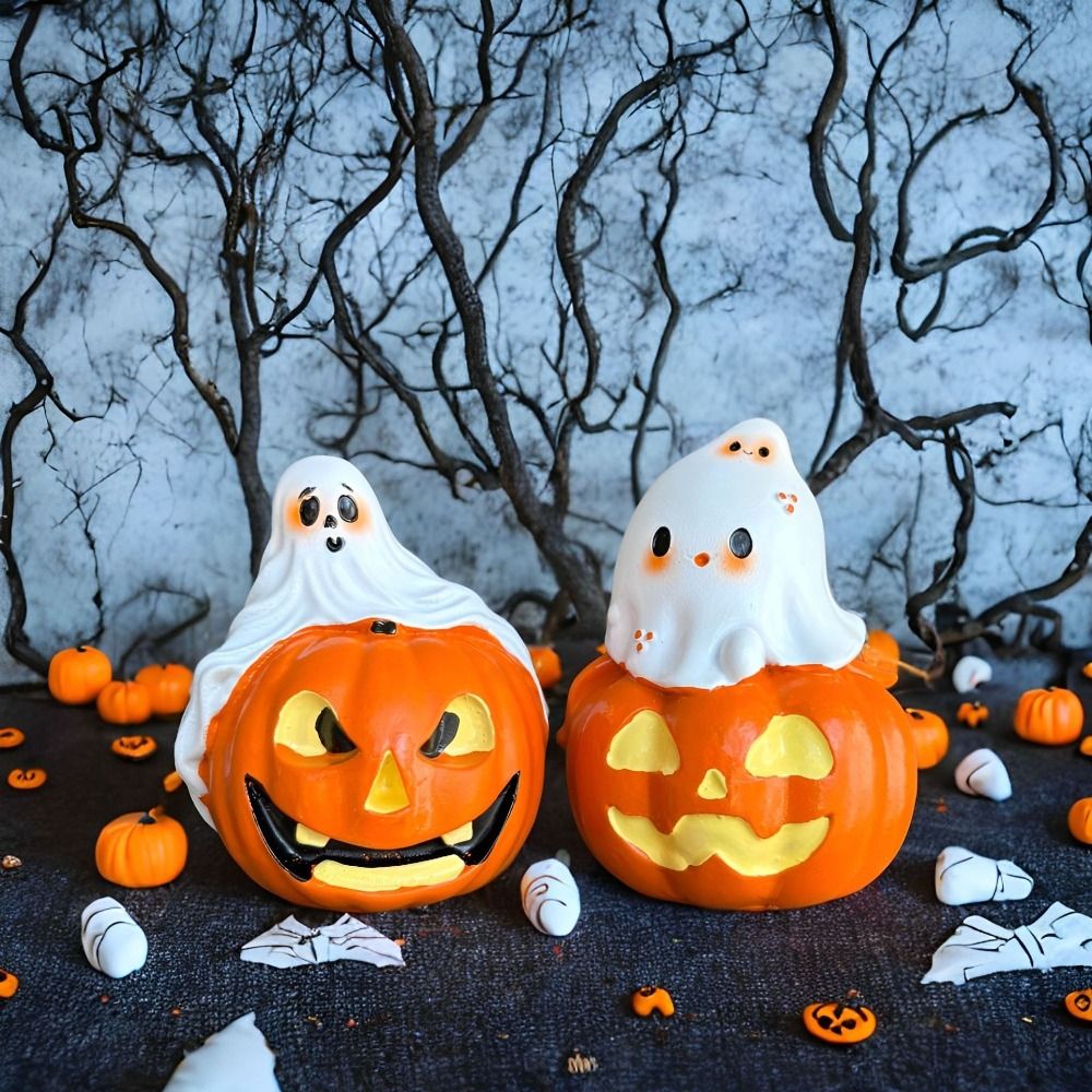 Small Gift Resin Ghost Statue Cartoon Cute Pumpkin Statue Mini Size Halloween Decorations Outdoor