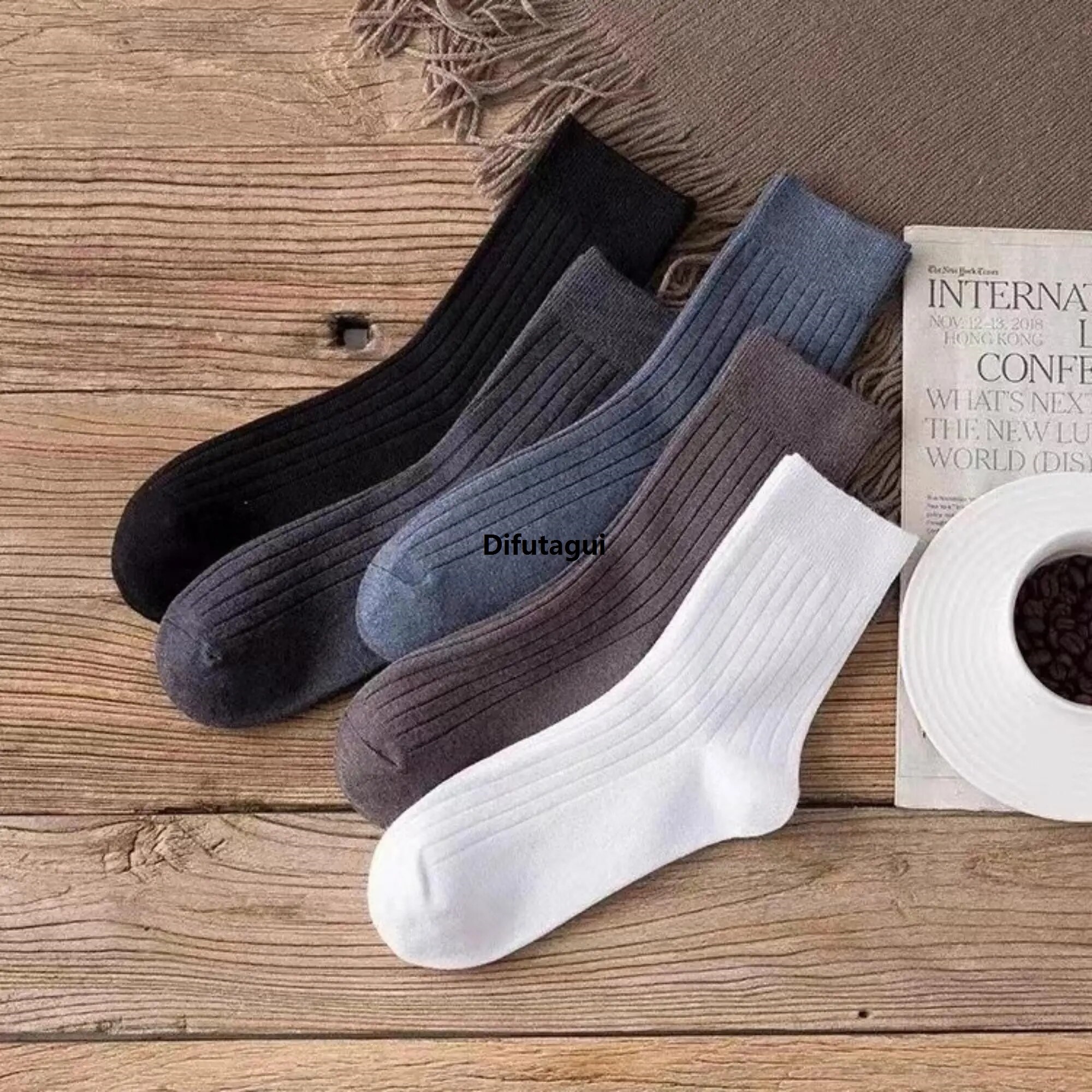 Difutagui Fifty percent discount Sports socks, socks MENS seasonal, socks pair Portable 5MENS mid-length sweat and odor resistant cotton stockings, MENS