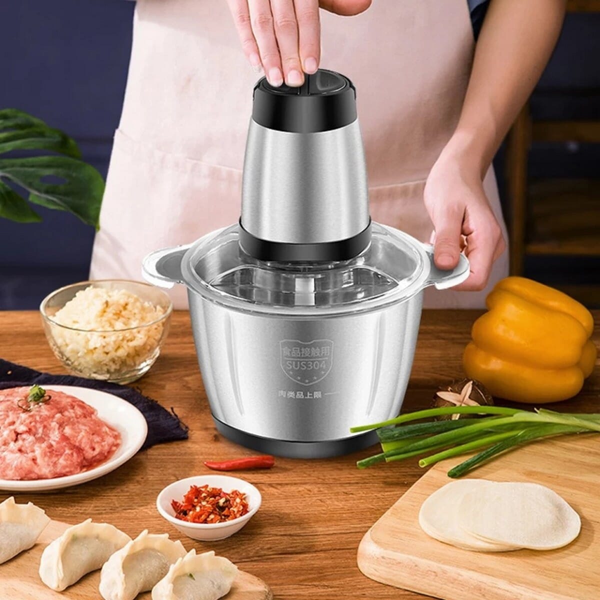 Silver Crest Electric Meat Grinder, 2.5L Meat & Vegetable Grinder Chopper Blender , Metal Body 4 Blade Electric Grinder