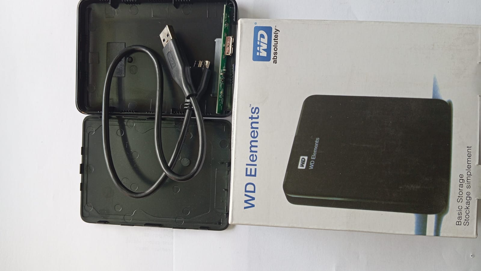 LAPTOP SATA 2.5 INCH HARD DISK CASE WD ELEMENTS PLASTIC BODY USB 3.0 INTERFACE