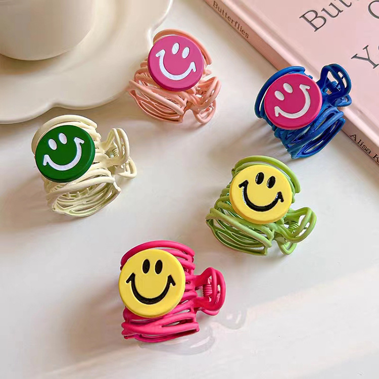 Dopamine sweet and cute little girl smiling face high ponytail hairpin headdress back head grab clip 2023 new hairpin
