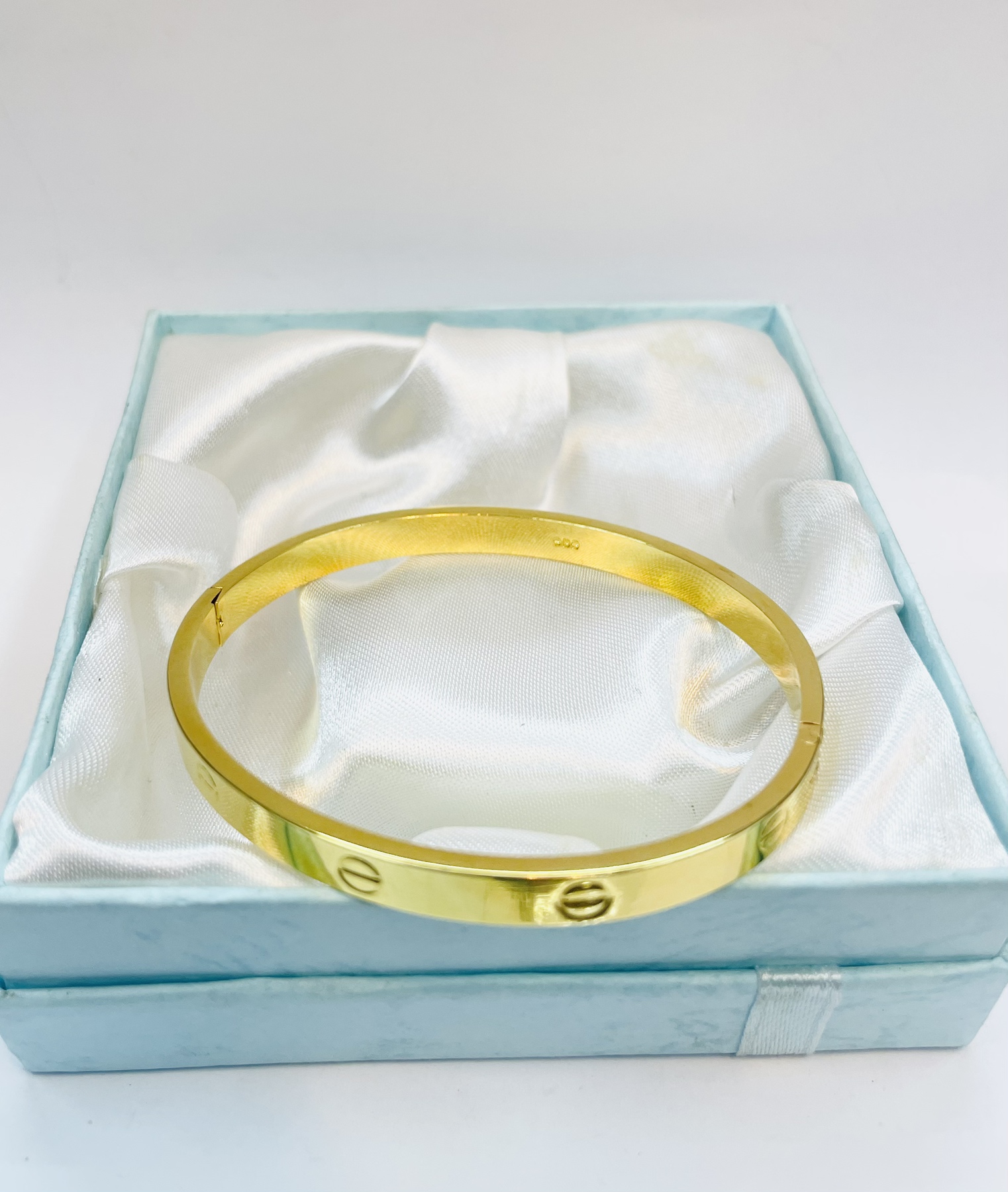 Premium Quality Stainless Stylish Design Women's Bangles