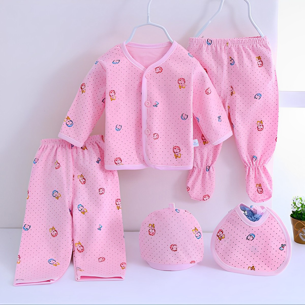Cartoon Printed New Born Baby Set (0-6M)