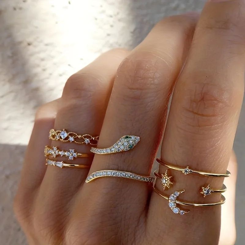 7Pcs Ring Set Gold Color Snake Zircon Rings Set For Women Vintage Pearl Geometric Star Hollow Ring New Trendy Party Jewelry Gift