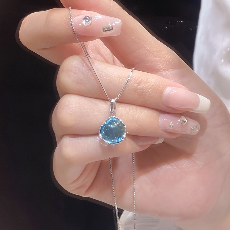 【Prices are low- Now don't beslow】White Necklace Female Niche High-grade Simple Clavicle Chain Entry Luxury Moonstone Necklace Accessories