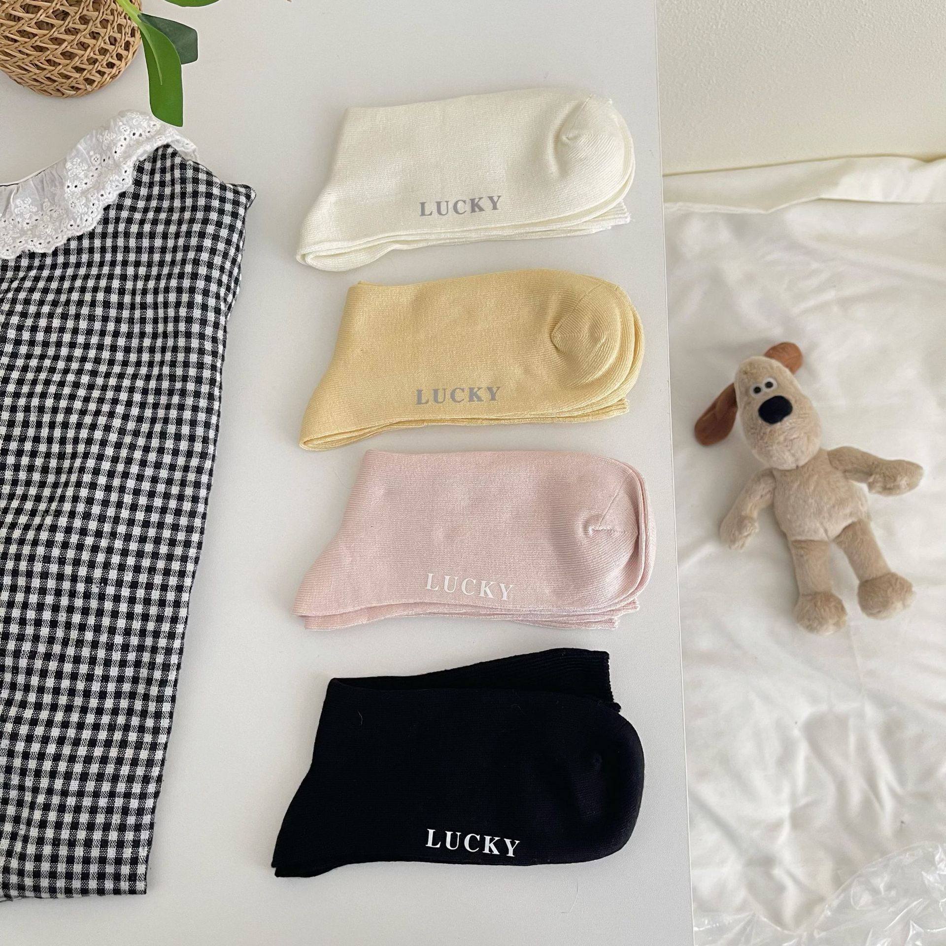 Spring and summer, cool cream, double needle, boneless seams, combed cotton, solid color, pile socks, women, simple and versatile