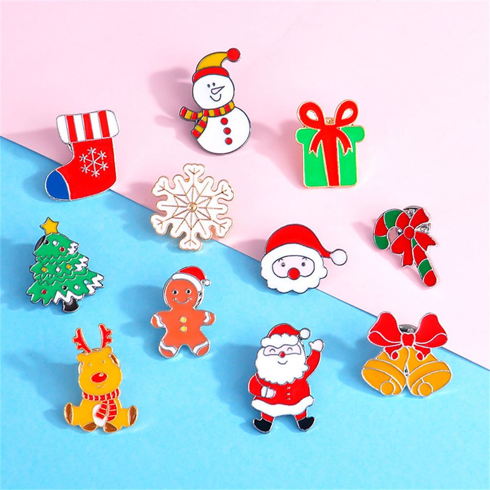 Cute Xmas Badge Clothes Lapel Pin Dripping Oil New Year Gifts Christmas Trees Candy Bells Santa Claus Hat Christmas Brooches Enamel Pins