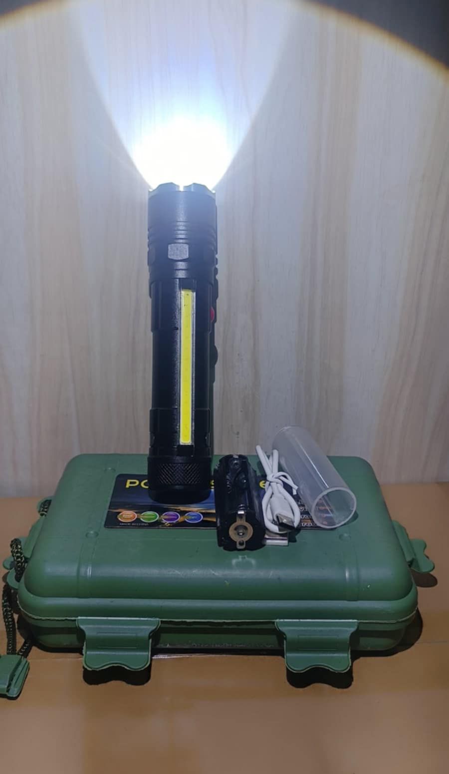 New Design High Power Style Duuble Function Magnetic Flash Light