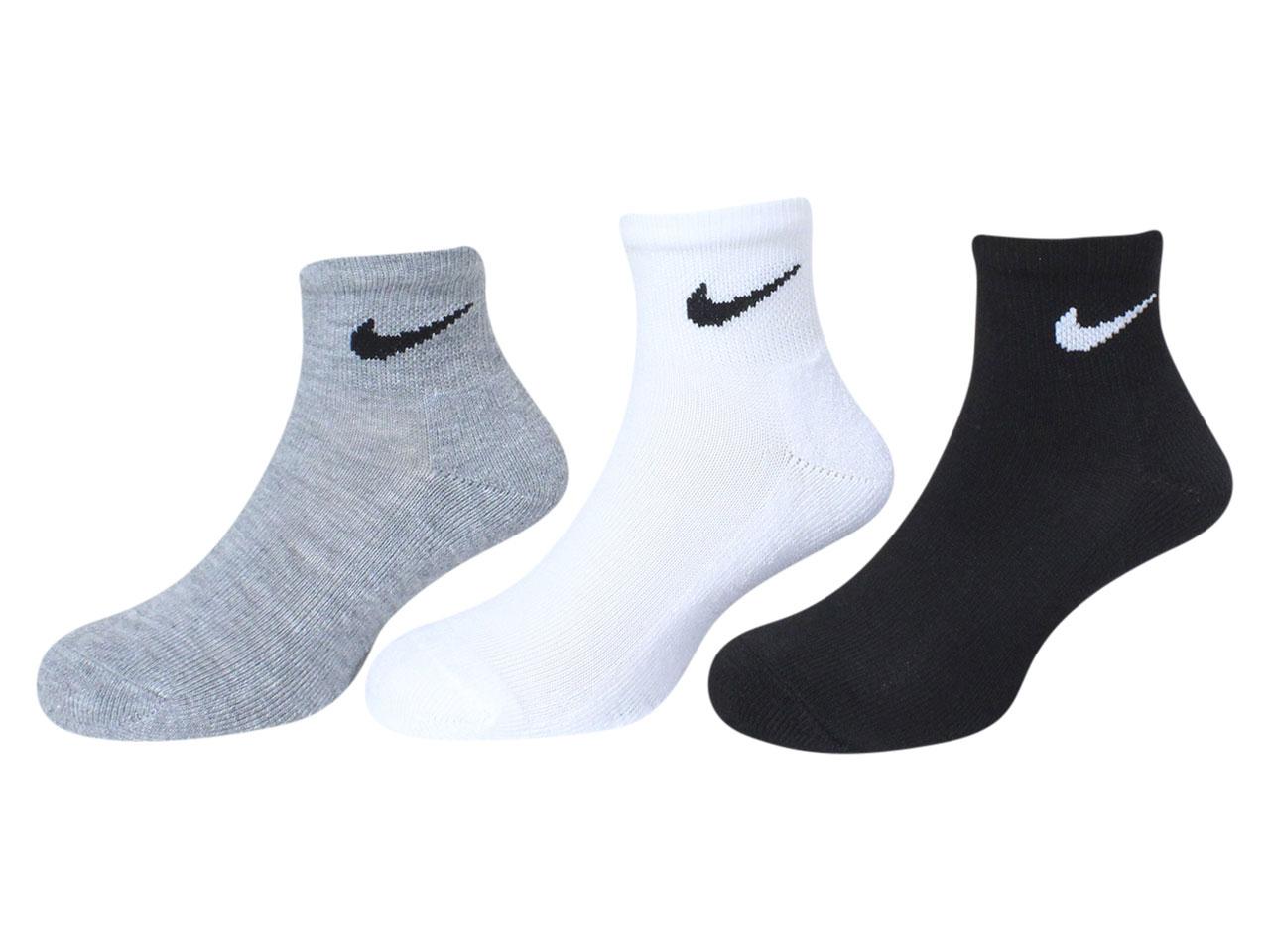 A Pair Of Fashionable Ankle Socks for Mens And Womens - 1 Pair