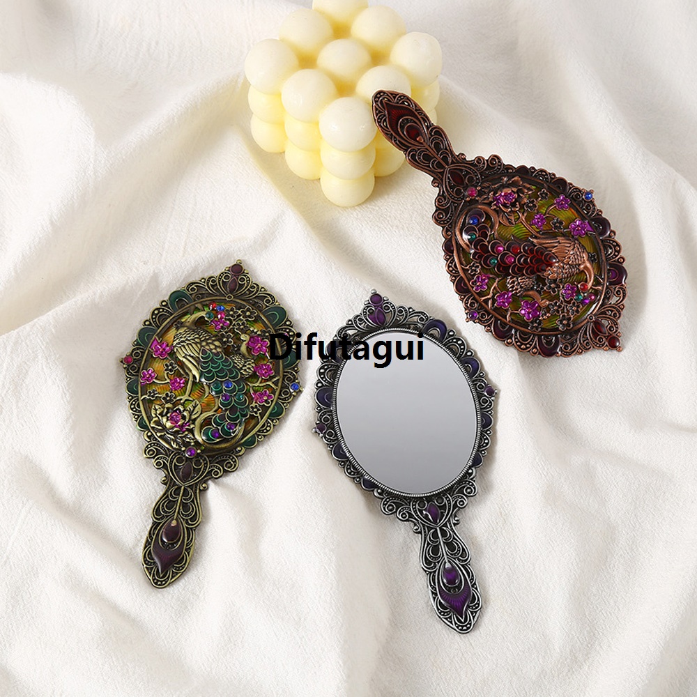 Difutagui Rheinland (metal embossed comb and vanity mirror peacock piece Luxury 2/set design set round hand mirror stone color random