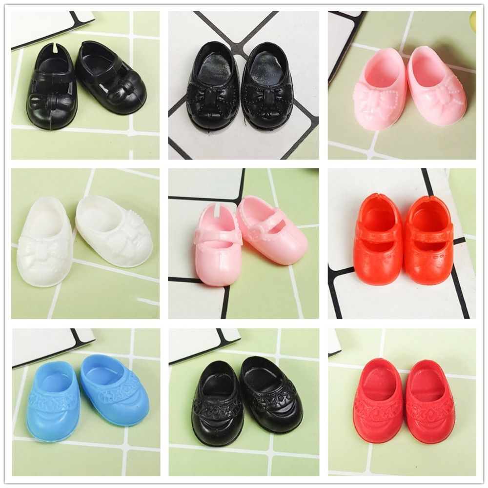 1 pairs High Quality Fashion Doll Shoes Boots Cute 10 Styles Dolls Stand Other Accessories PVC Mini Shoes for 17cm Dolls