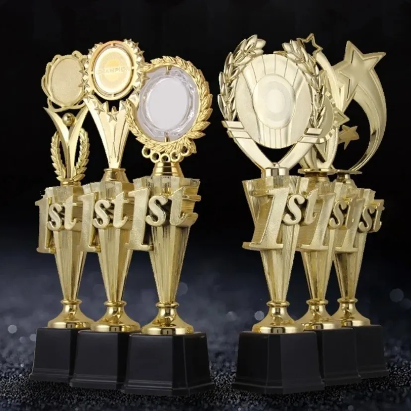 Creative Gold Award Cup Plastic First Place Prize Prize Cup Reward Ceremony Large Winner Cups For Team Sport Competition