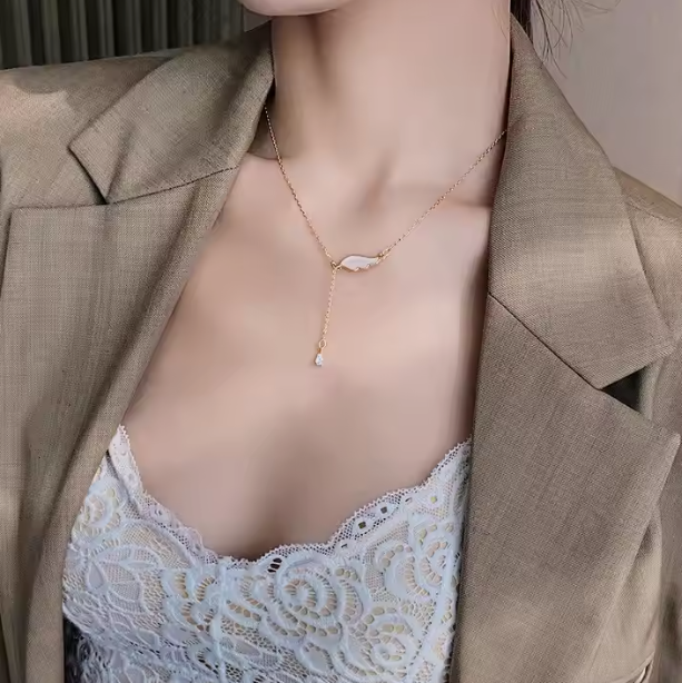 1 Piece Simple & Adjustable Gold Angel's Wing Mother Pearl Shell With Tassel Charm Necklace For Women - For HER By 99 Stores
