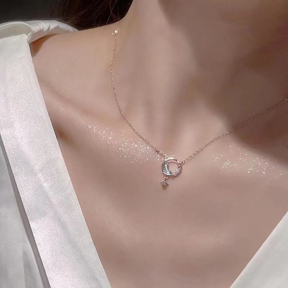 Shinny Zircon Romantic Necklace All-match Stars Moons Collarbone Chain Jewelry Accessories Temperament Necklace Women Girls