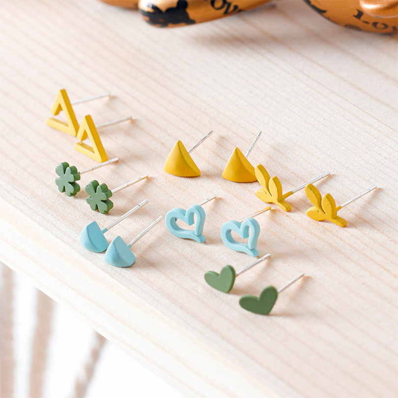 【Good sharing!】925 Silver Needle Candy Color Earrings Women's Simple Cute Small Fresh Creative Earrings Hollow Geometric Girl Heart Earrings