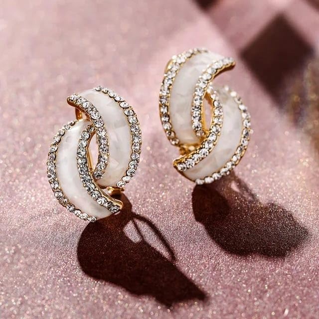 Earrings for girls Stylish Fashionable Rhinestone Shiny Cubic Zirconia Stainless Steel Korean Western Stud Earrings for Women