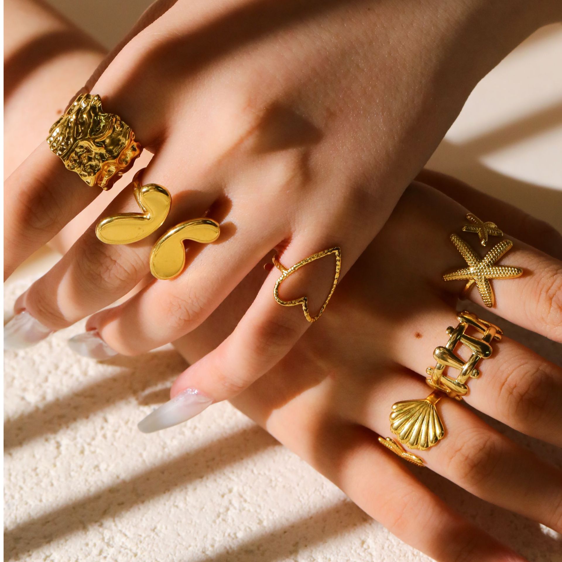 【New Arrivals】Ins Style Vintage Stainless Steel Ring Light Luxury Women's Fashion All-match 18k Gold Plated Life Tree Ring