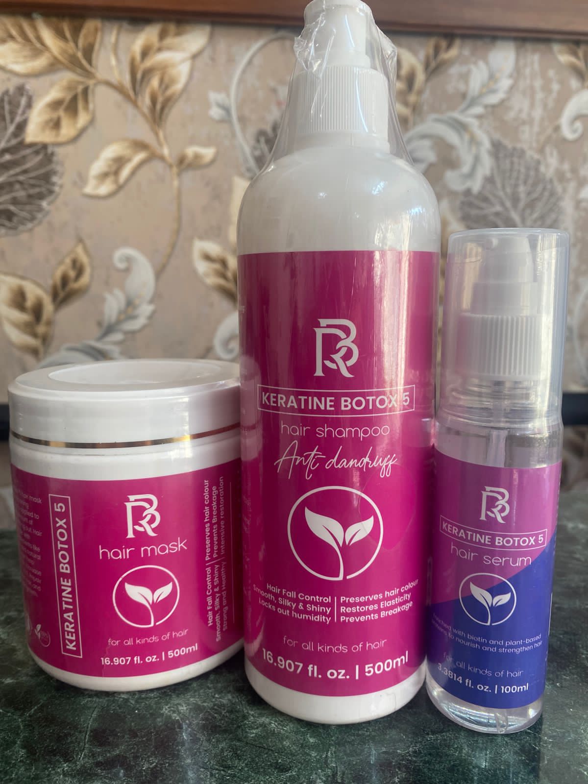 Italian Hair Smoothing Cream Hair Relaxer Brazilian Keratin Straightening Treatment (shampoo,hair mash and serum combo set)