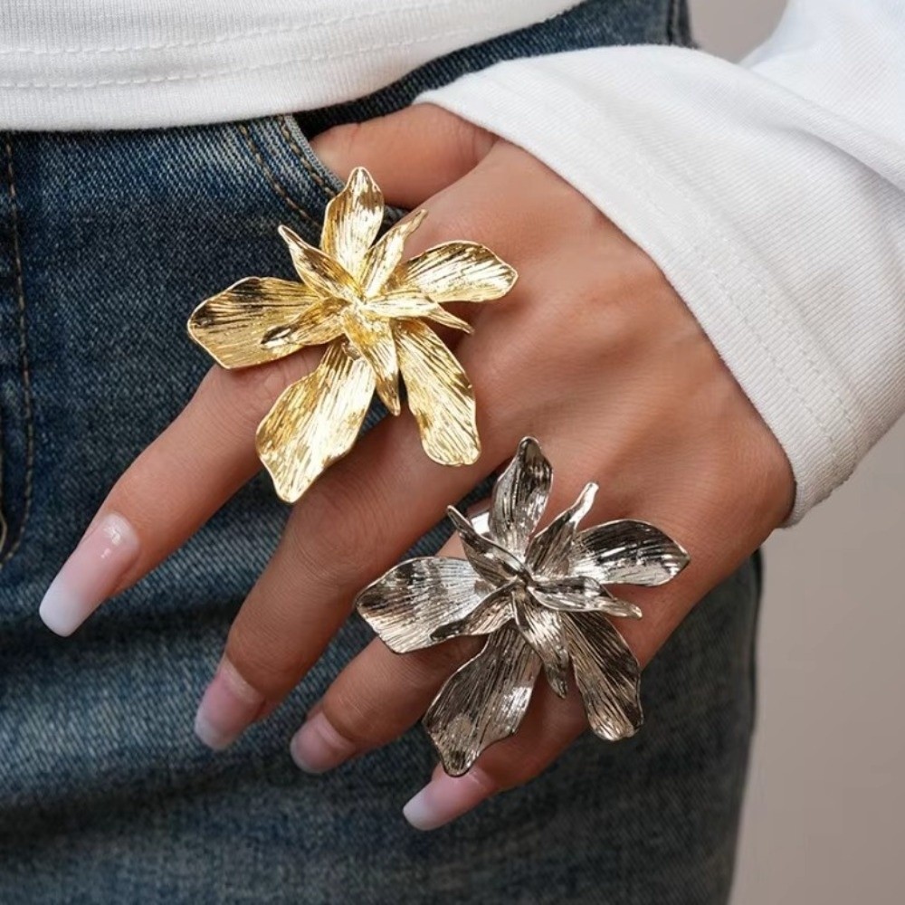 New Adjustable Metal Flower Ring Double Layered Big Floral Ring Vintage Alloy Irregular Geometric Petal Ring Party