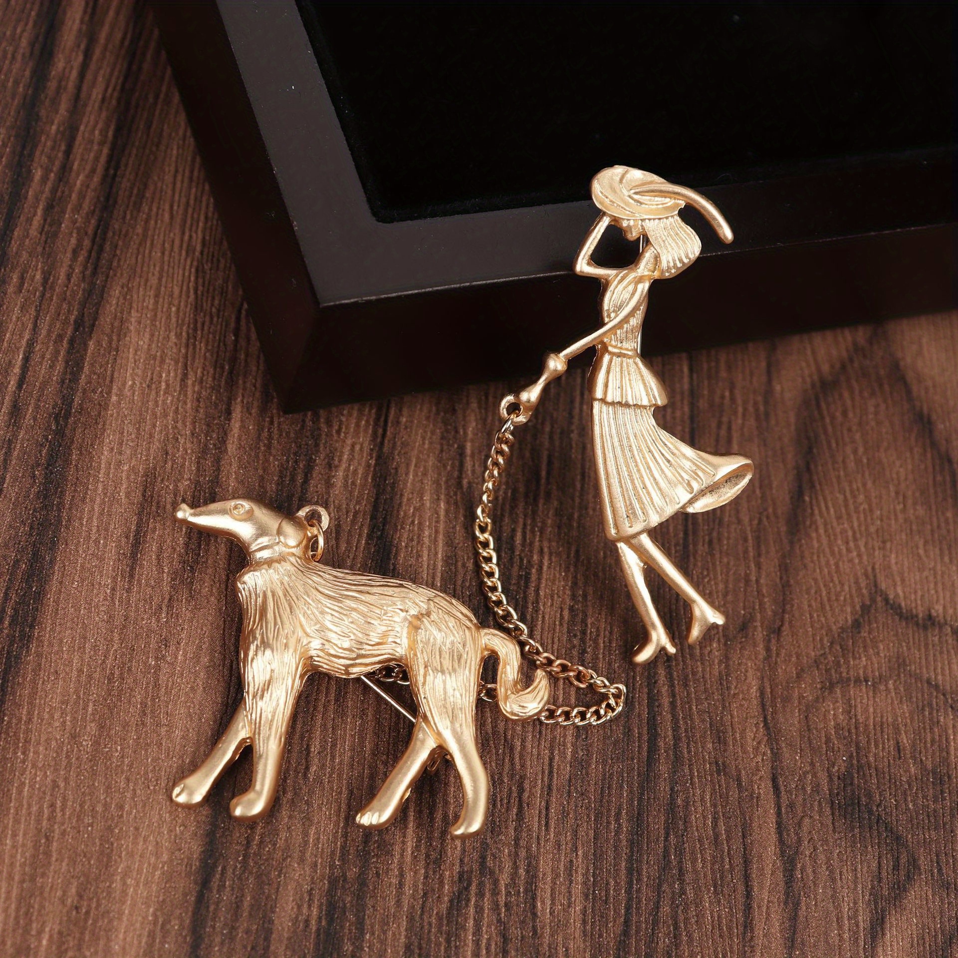 Cute Retro Matte Gold Dog Brooch Woman Pin