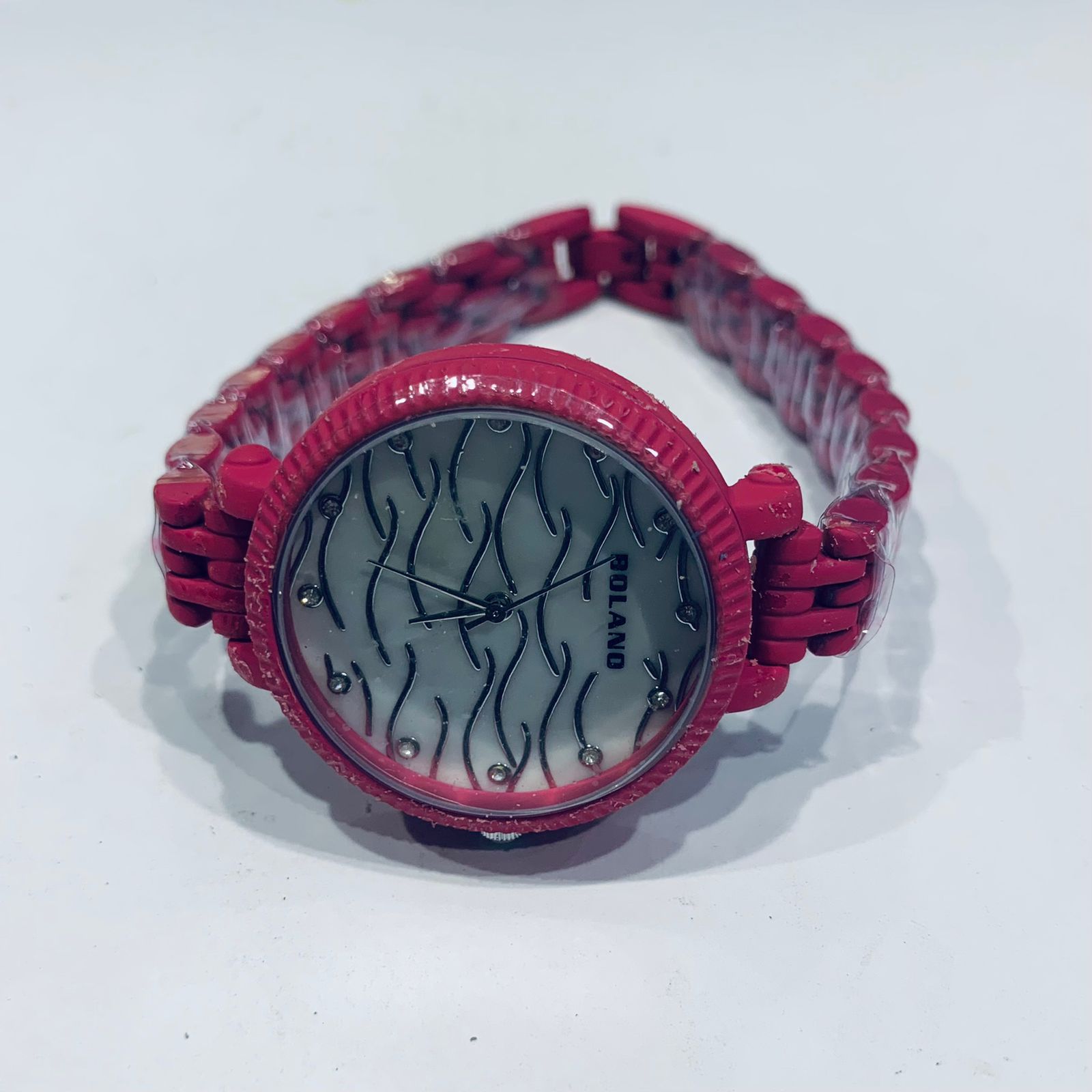 Stainless Steel Unique Design Fashionable Colourful Round Dial Watch For Women