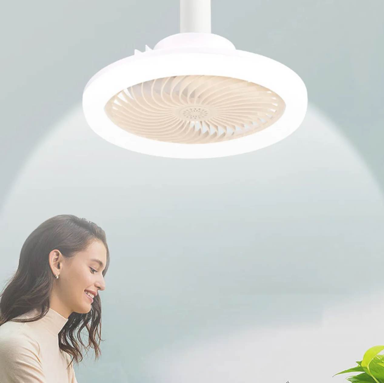 Intelligent Remote Control LED Fan Light E27 Screw Dimmable Bedroom Aromatherapy Lighting Fan Light