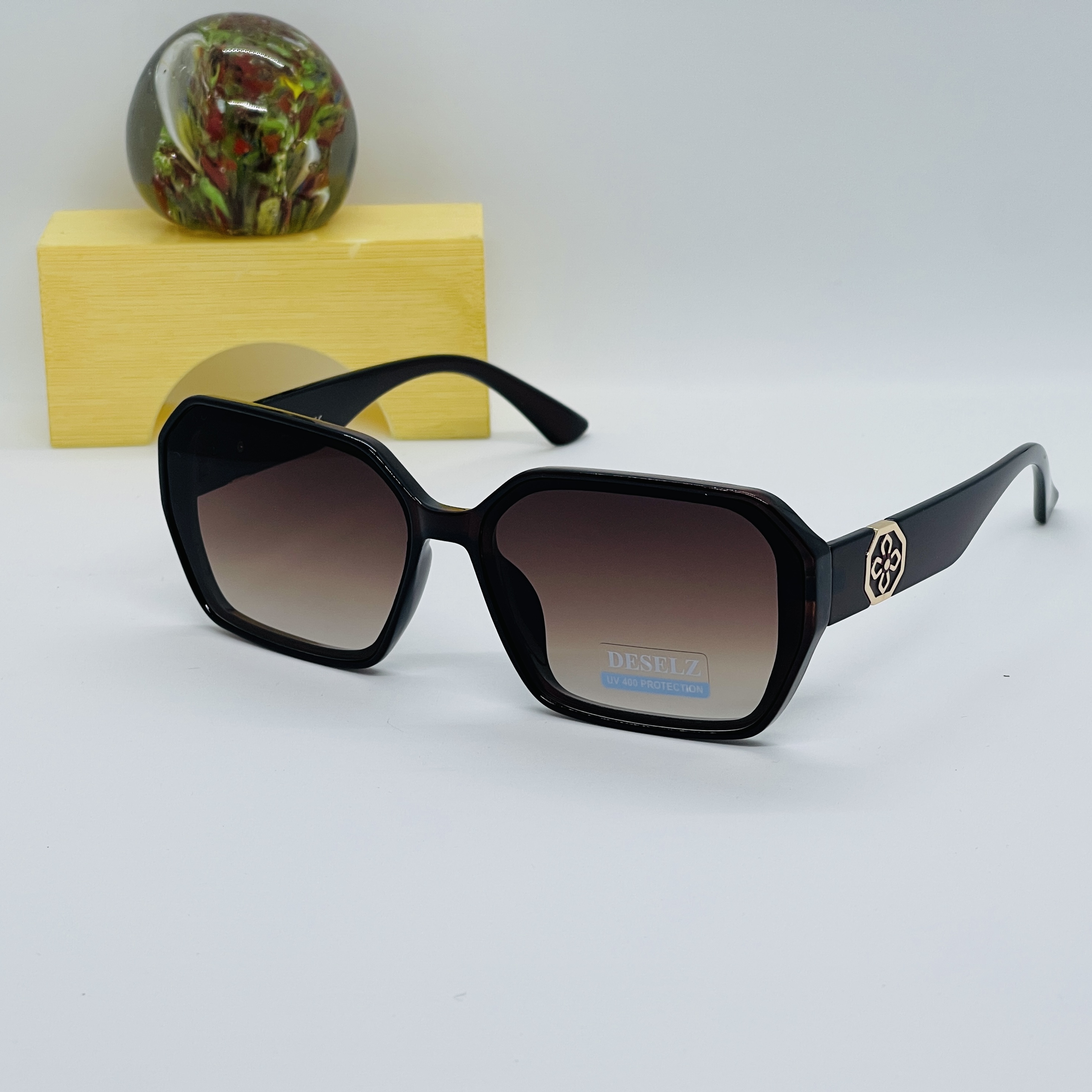 Trendy Color Block Gradient Lens Cat Eye Glasses - Stylish Hollow Out Temple, Rivet Decor, Fashion Eyewear for Women