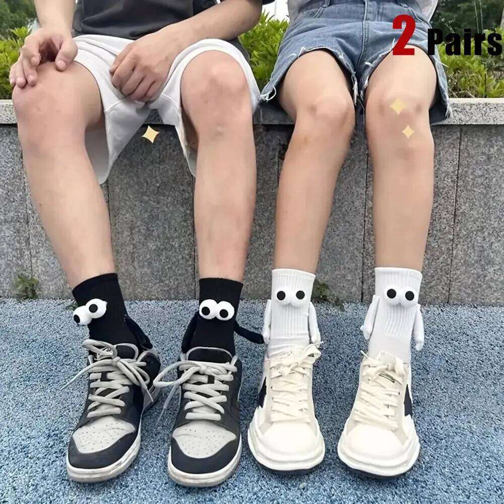 2 Pairs Creative Sweat-absorbing Mid Tube That Can Hold Hands able Lovers Friends Family 3D Cartoon Men Women Socks