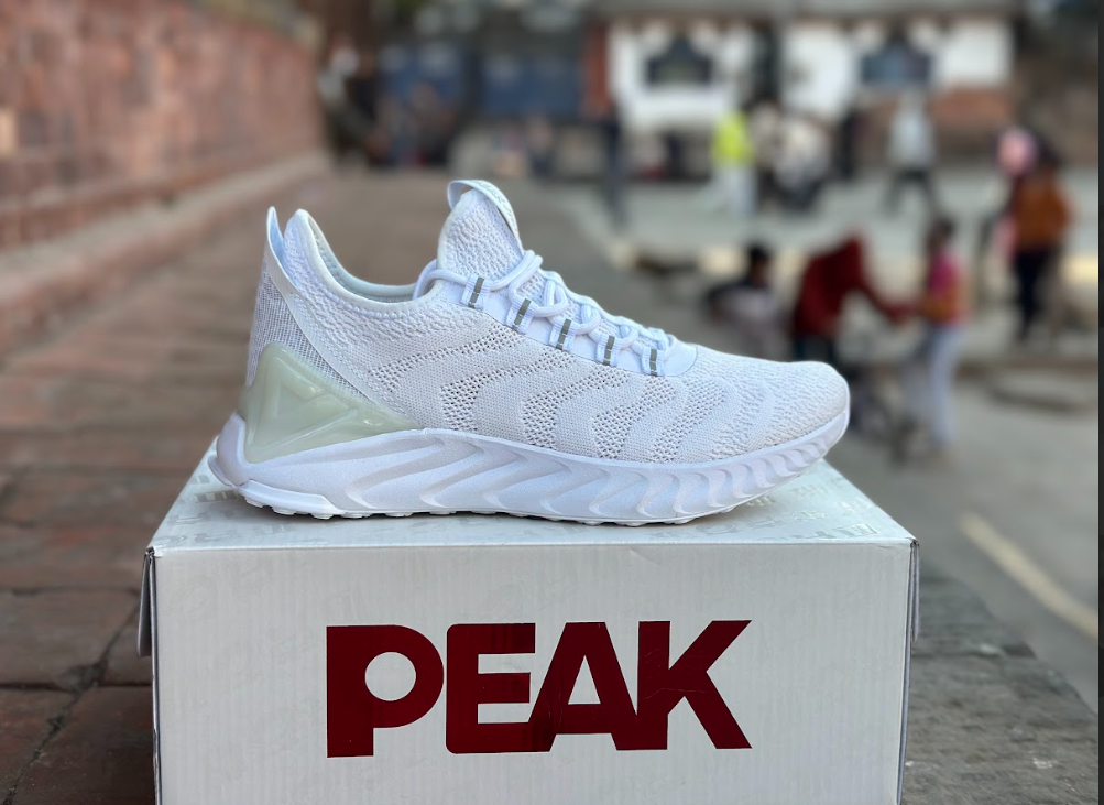 Peak Tai Chi white Running shoes for men E91617H