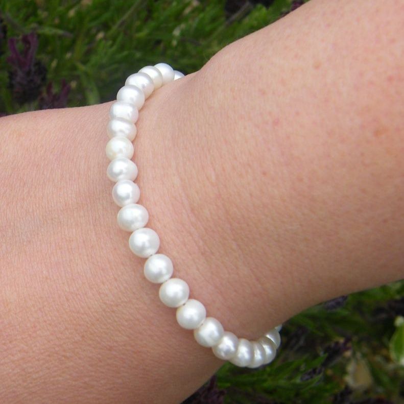 Beaded Bracelet 8MM Adjustable Thread Handmade Unisex Stylish Fashion Jewelry Daily Wear Gift Minimalist Friendship Bracelet Comfortable Design