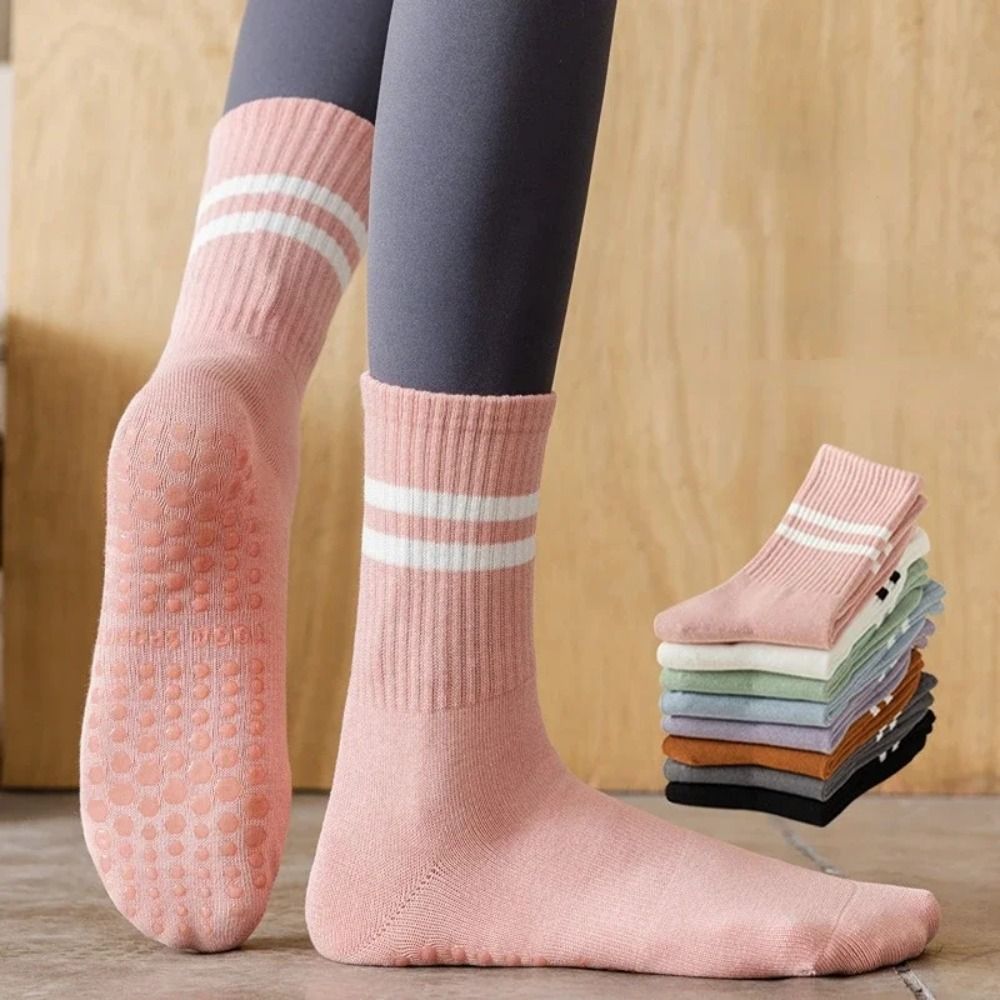 Jump Exercise Socks Cotton Yoga Socks Mid-tube Bottom Professional Gym Floor Socks Silicone Breathable Fitness Socks Women Lady