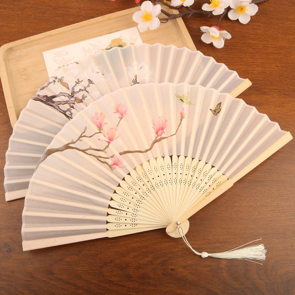 Portable Antique Folding Fan Magnolia Pattern Handmade Chinese Style Fan Bamboo Frame Lightweight Traditional Dance Fan Photo Props