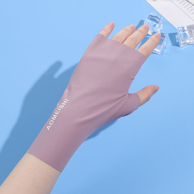 Ice silk half-finger sunscreen gloves women's summer UV protection outdoor cycling touch screen knocking keyboard leaky finger nail art gloves