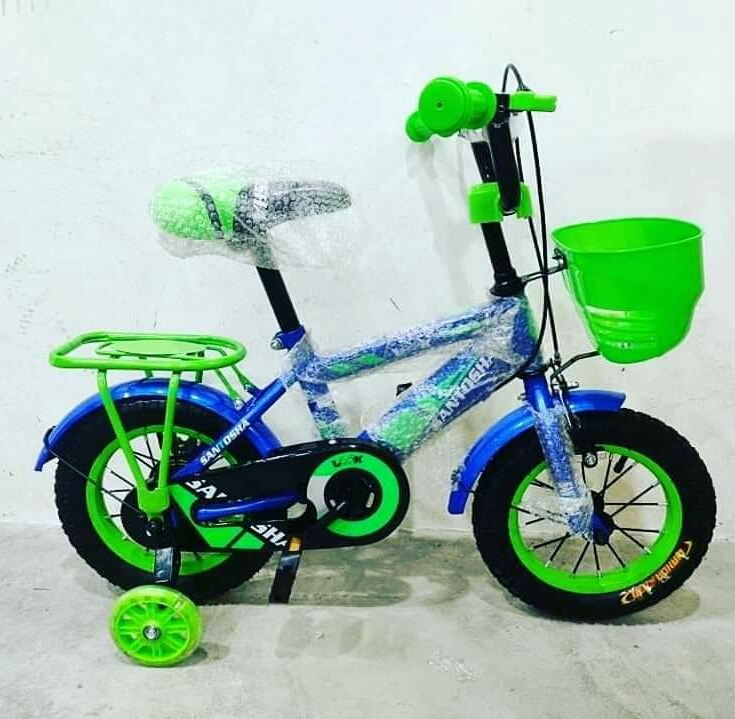 New 1.0 Kids Bicycle Size 12" Age 2-6Yrs