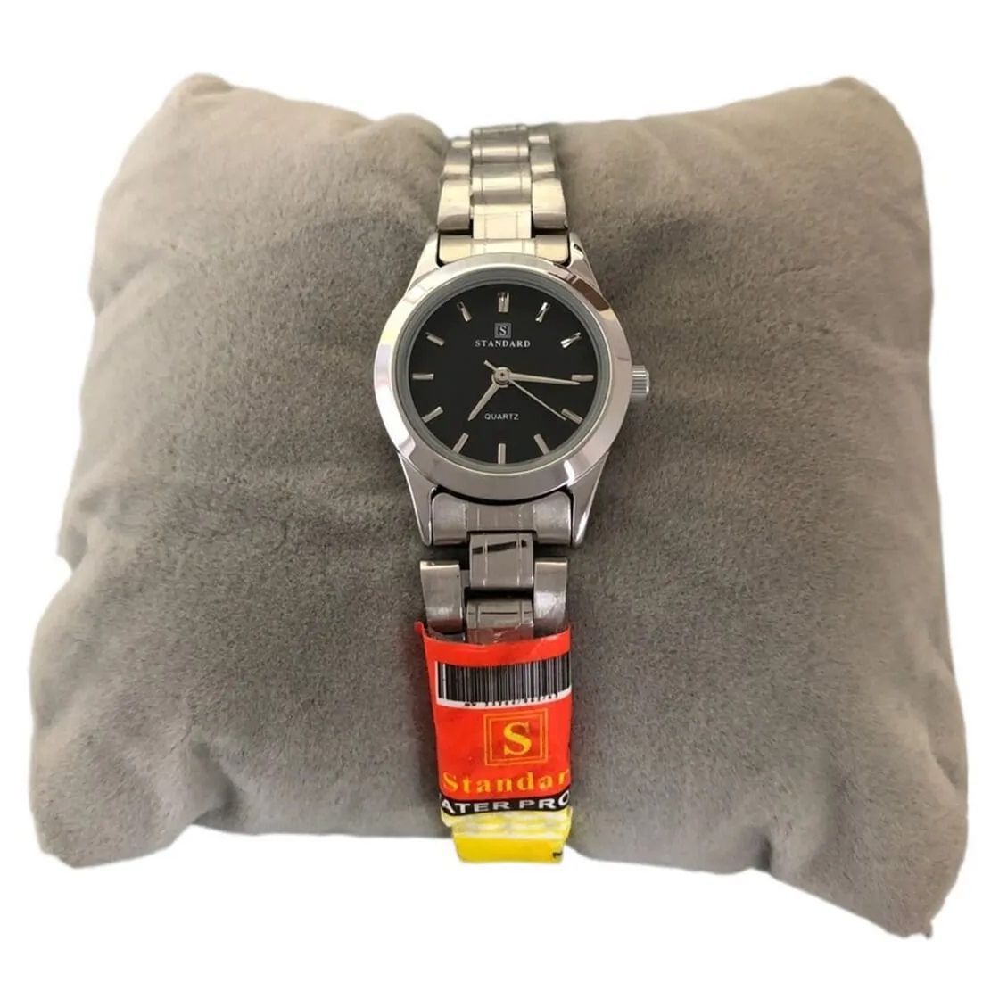Standard Round Small Dial Black Dial Quartz Movement Casual & Fashion Stainless Steel Wristwatch For Women
